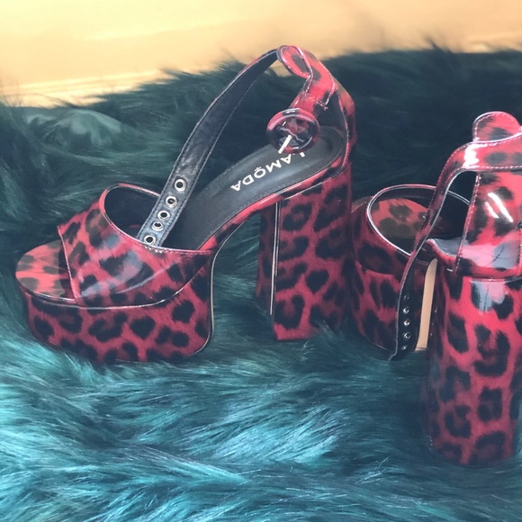 Platform Heels - Picture 3 of 3